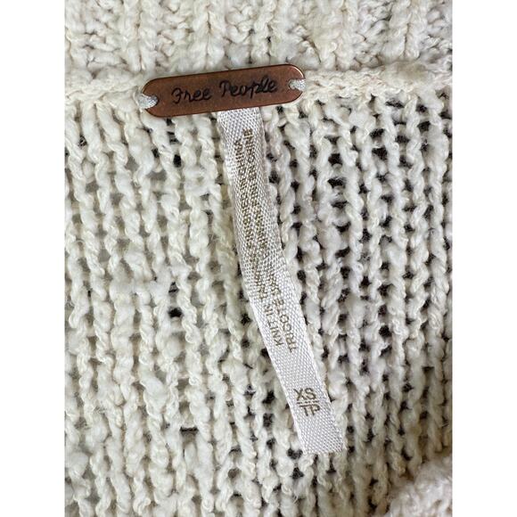 Free People V Neck Oversized Pullover Sweater Cream Creme Womens XS Hole‎ In Pit - Picture 3 of 6